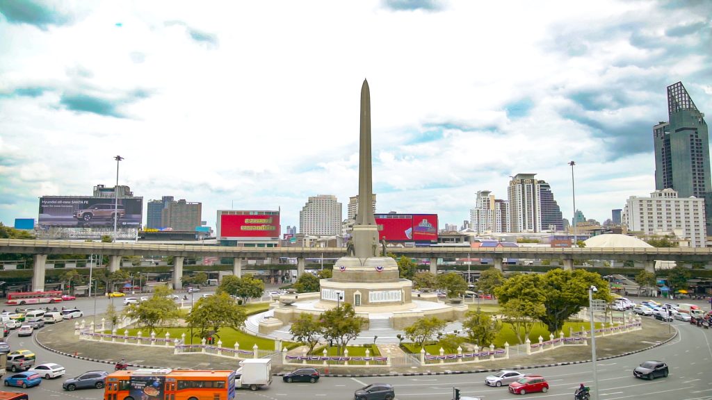 ใจกลางกรุงอย่างอนุเสาวรีย์ฯ